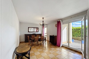 4 VÆRELSES LEJLIGHED I STUEPLAN I ANTIBES